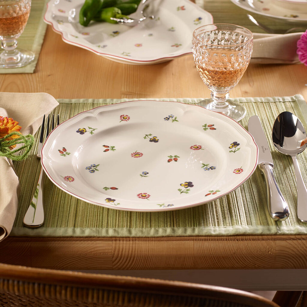 Petite Fleur Dinner Plate